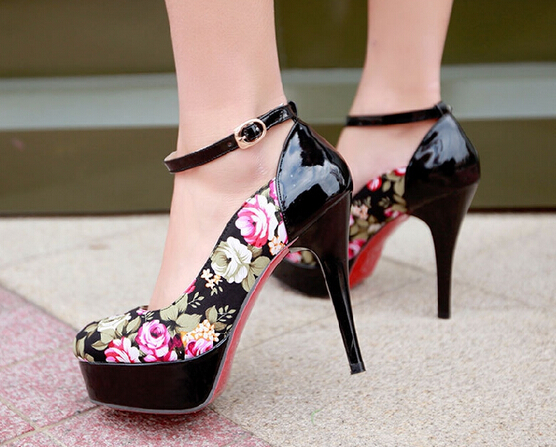 Rounded Toe Flower Print Stiletto Pumps With Ankle Strap